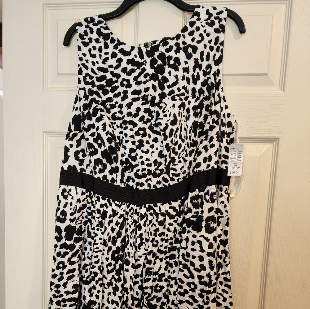 NEW Dress Barn dress, midi length